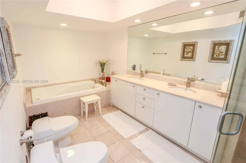 16500 Collins Ave #454 Sunny Isles Beach, FL 33160