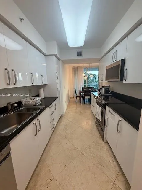 16500 Collins Ave #454 Sunny Isles Beach, FL 33160