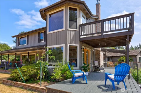 1305 NW Mountain View Road