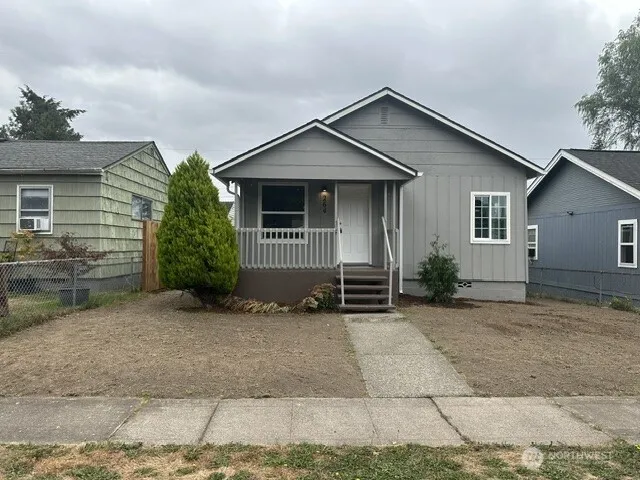 264 19th Avenue Longview, WA 98632