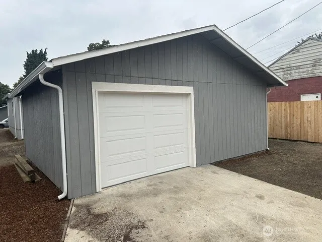 264 19th Avenue Longview, WA 98632