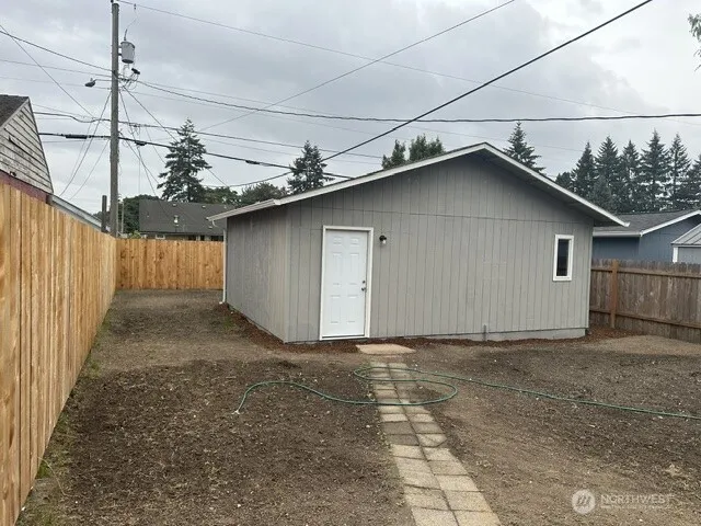 264 19th Avenue Longview, WA 98632