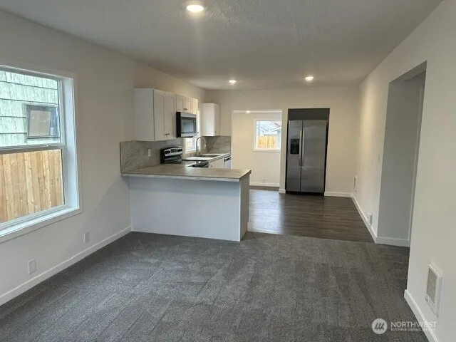 264 19th Avenue Longview, WA 98632