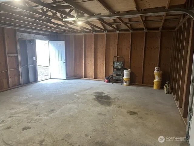 264 19th Avenue Longview, WA 98632