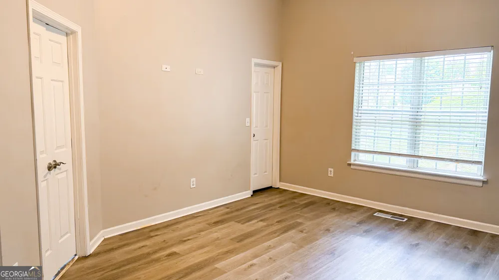 3339 Benthollow LN Duluth, GA 30096