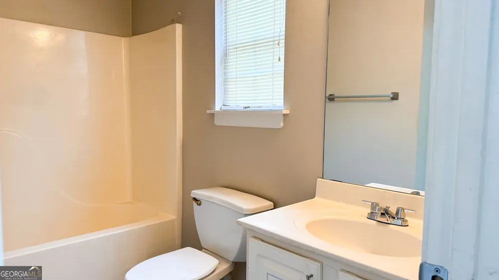 3339 Benthollow LN Duluth, GA 30096