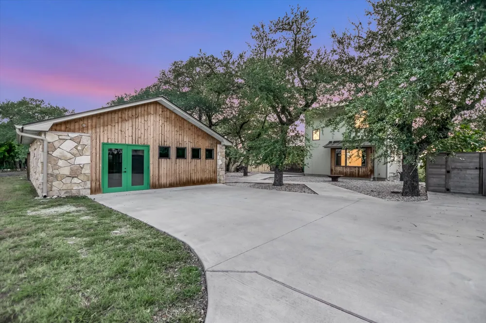 13 Meridian Drive Wimberley, TX 78676