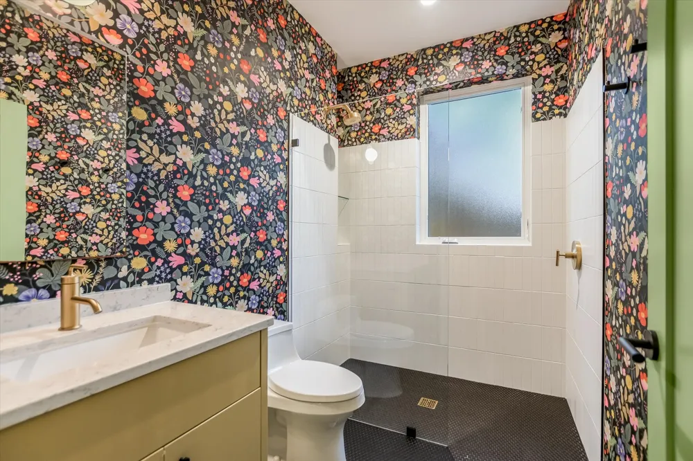 13 Meridian Drive Wimberley, TX 78676
