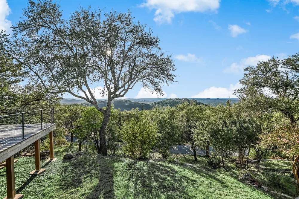13 Meridian Drive Wimberley, TX 78676