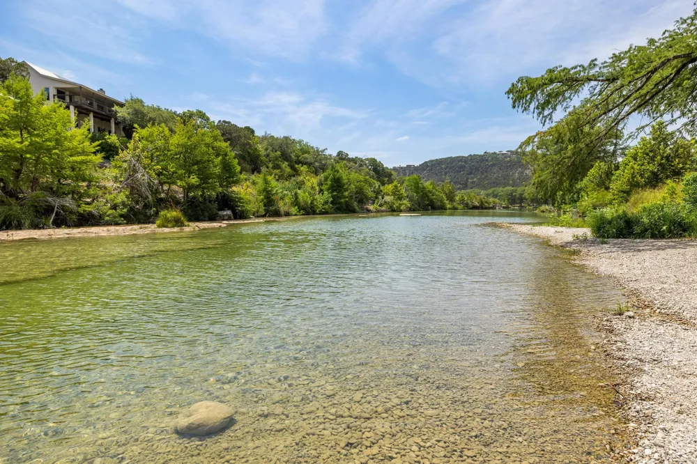 13 Meridian Drive Wimberley, TX 78676
