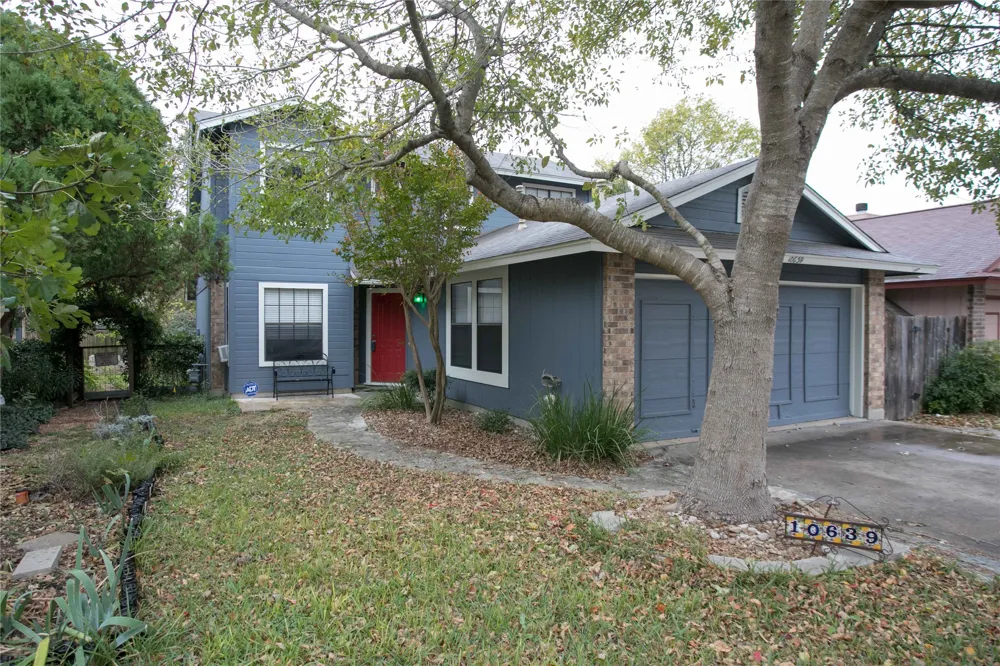 10639 Carovilli Drive Austin, TX 78748