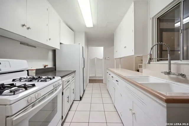 362 CHERRY RIDGE DR San Antonio, TX 78213