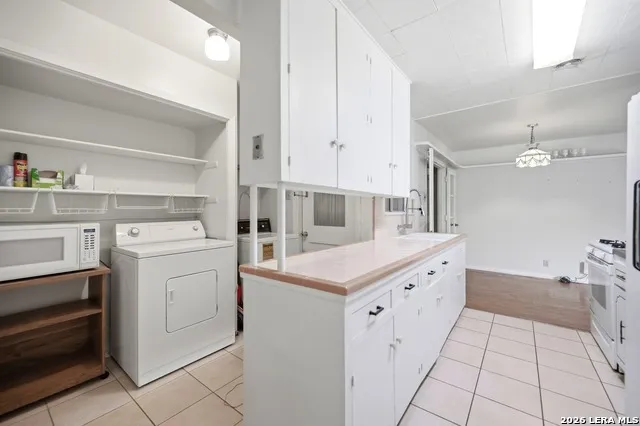 362 CHERRY RIDGE DR San Antonio, TX 78213