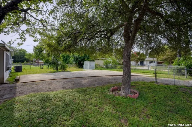 362 CHERRY RIDGE DR San Antonio, TX 78213