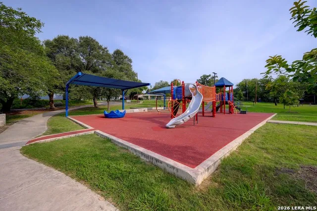 362 CHERRY RIDGE DR San Antonio, TX 78213