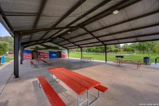 362 CHERRY RIDGE DR San Antonio, TX 78213