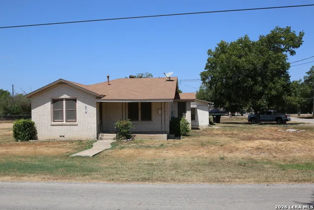 901 Houston Castroville, TX 78009