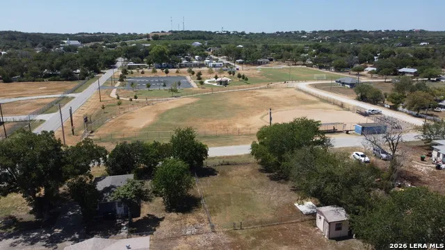 901 Houston Castroville, TX 78009