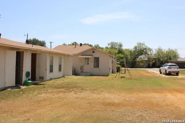 901 Houston Castroville, TX 78009