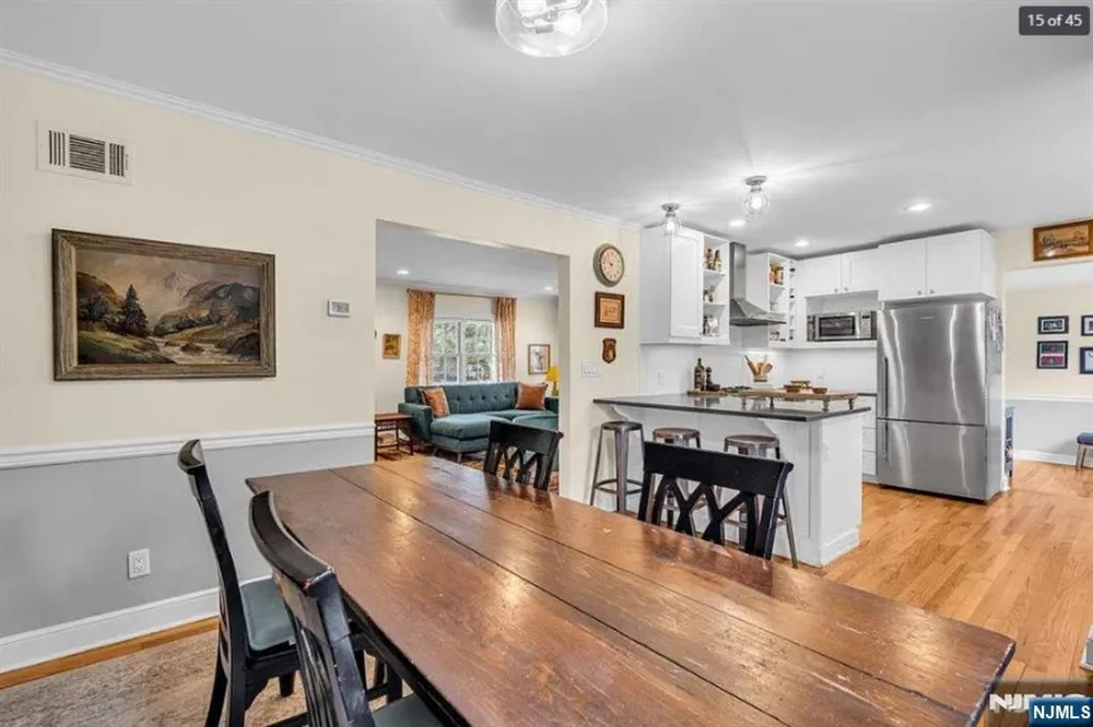 709 Albert Place Ridgewood, NJ 07450