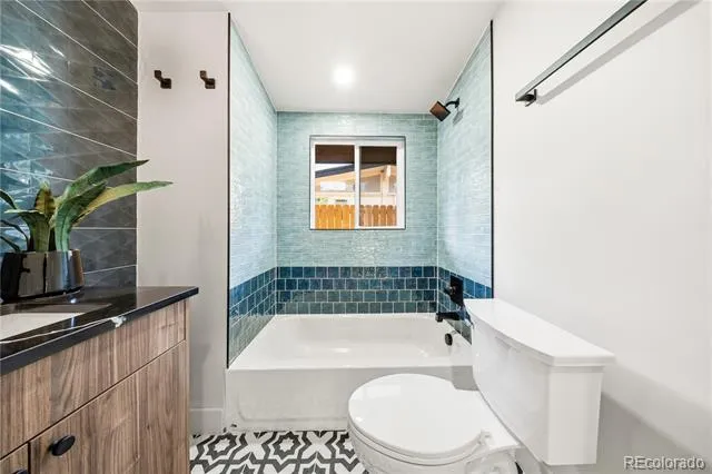 2440 S Meade Street Denver, CO 80219