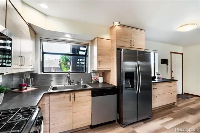 501 Manhattan Drive #103 Boulder, CO 80303