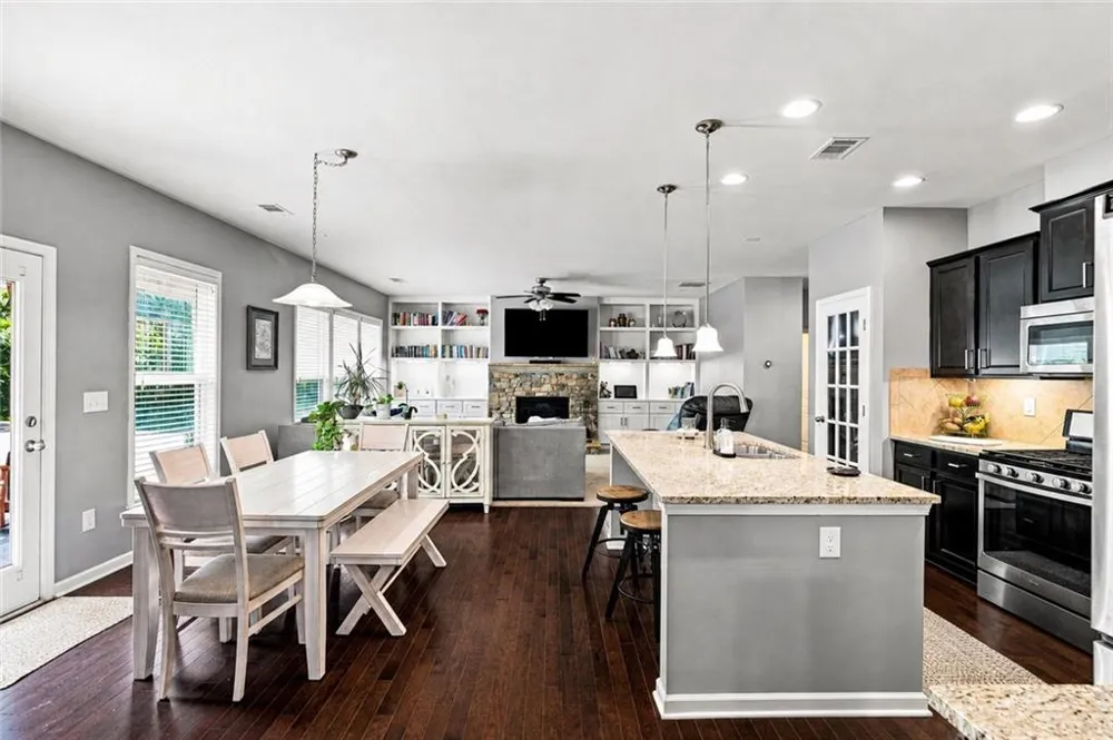 6398 Pierless Avenue Sugar Hill, GA 30518