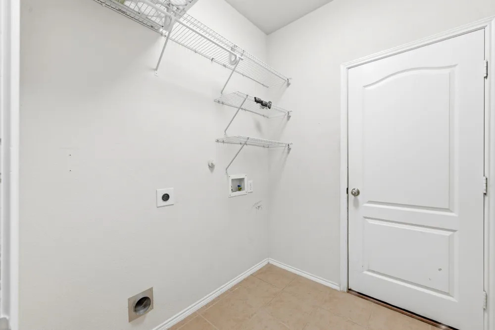 513 Northbrook Avenue Oak Point, TX 75068