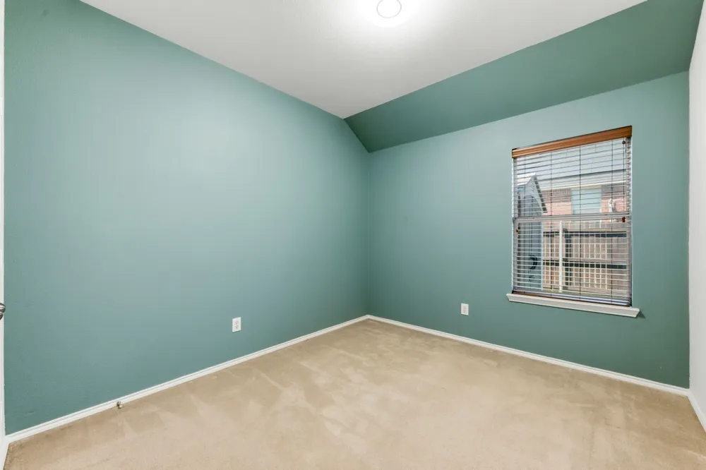 513 Northbrook Avenue Oak Point, TX 75068