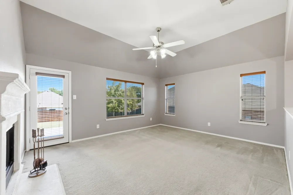 513 Northbrook Avenue Oak Point, TX 75068