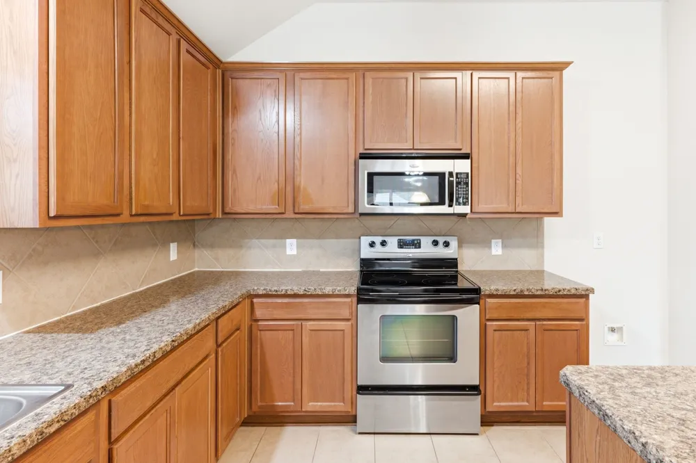 513 Northbrook Avenue Oak Point, TX 75068