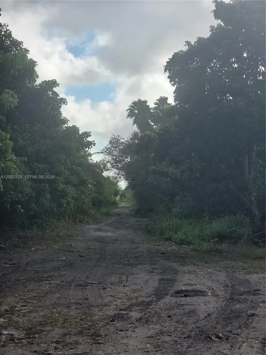 18150 SW 368 Homestead, FL 33034