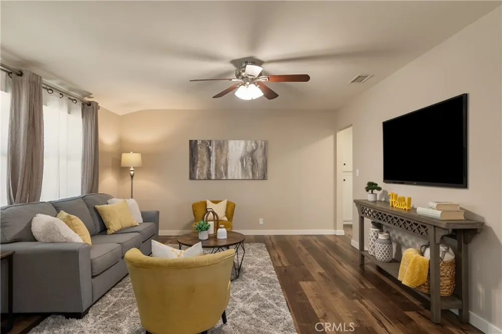 686 Ukiah Way Upland, CA 91786
