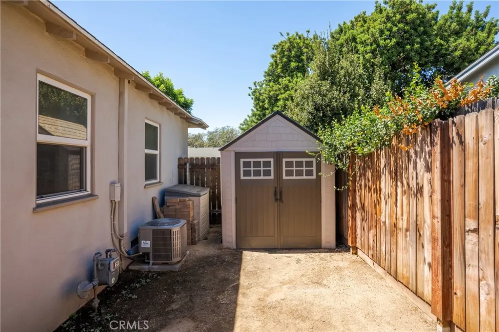 686 Ukiah Way Upland, CA 91786