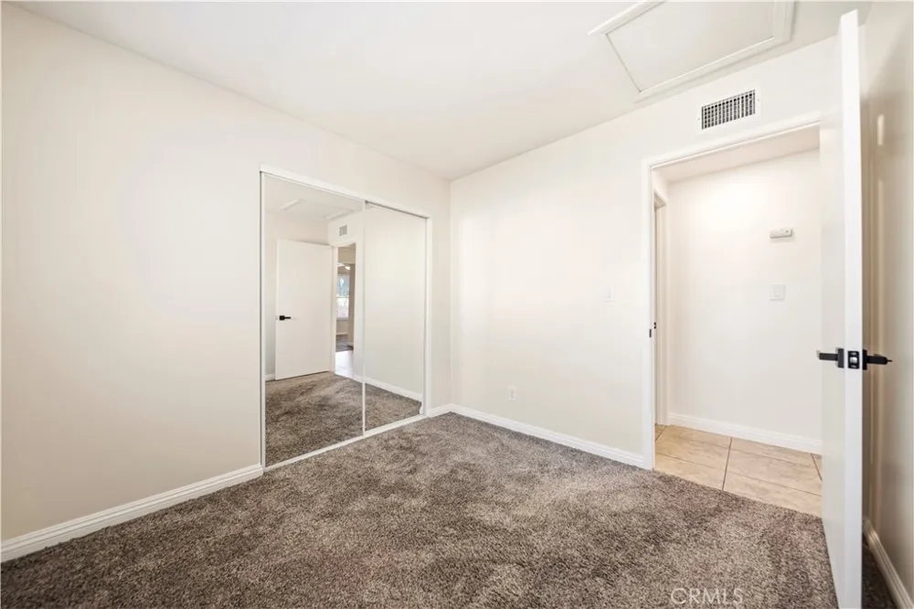 27546 Evron Avenue Canyon Country, CA 91351