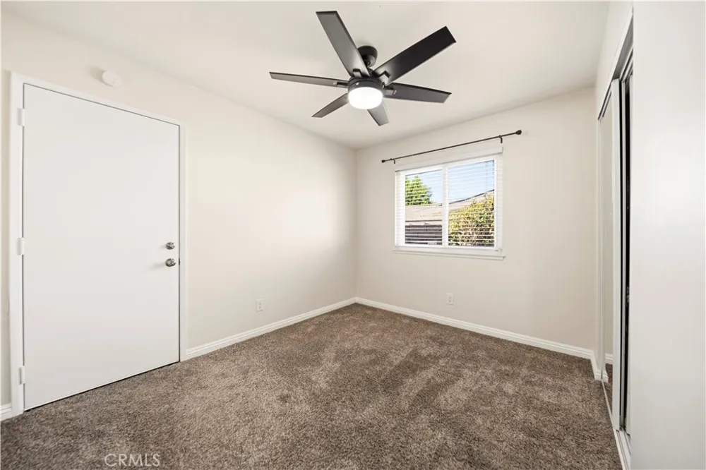 27546 Evron Avenue Canyon Country, CA 91351