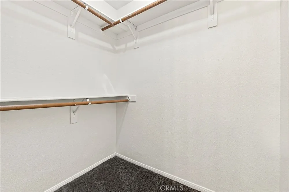 15622 Burwood Victorville, CA 92394