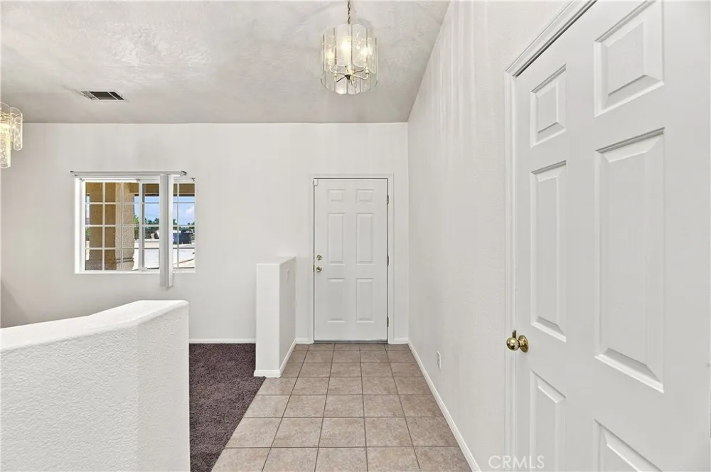 15622 Burwood Victorville, CA 92394