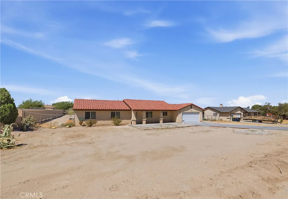 15622 Burwood Victorville, CA 92394