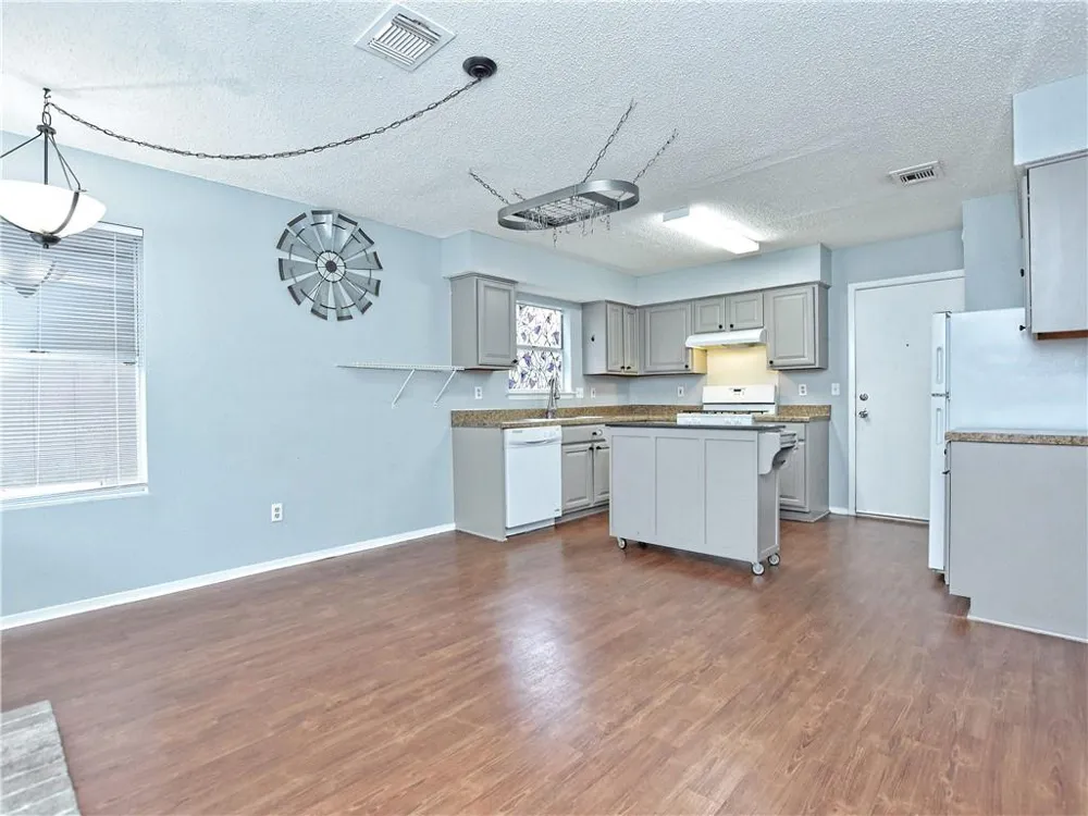 10614 Marias River Drive Austin, TX 78748
