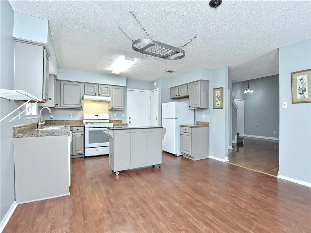10614 Marias River Drive Austin, TX 78748