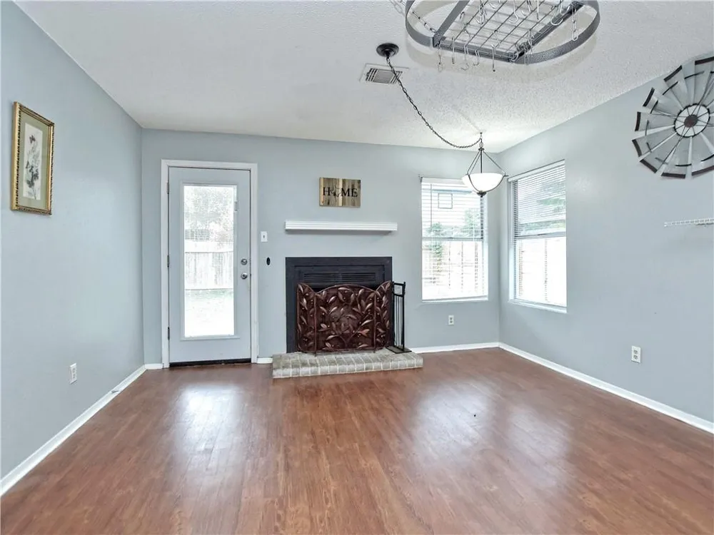 10614 Marias River Drive Austin, TX 78748