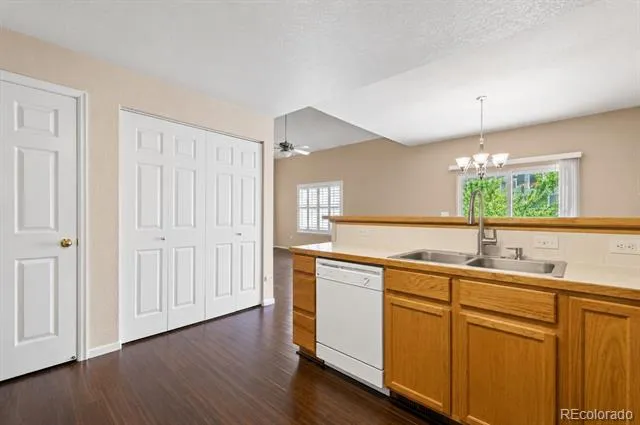 15555 E 40th Avenue #110 Denver, CO 80239