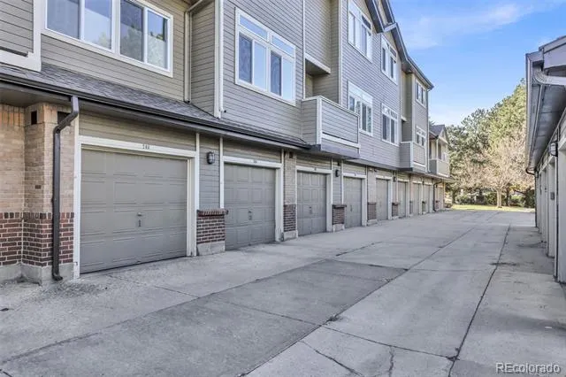 6001 S Yosemite Street #J208 Greenwood Village, CO 80111