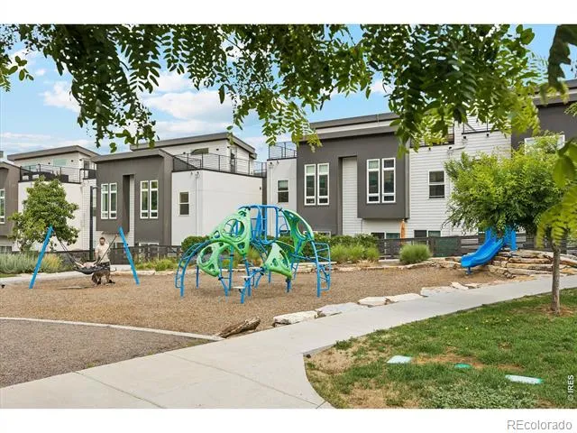 2816 W 53rd Avenue Denver, CO 80221