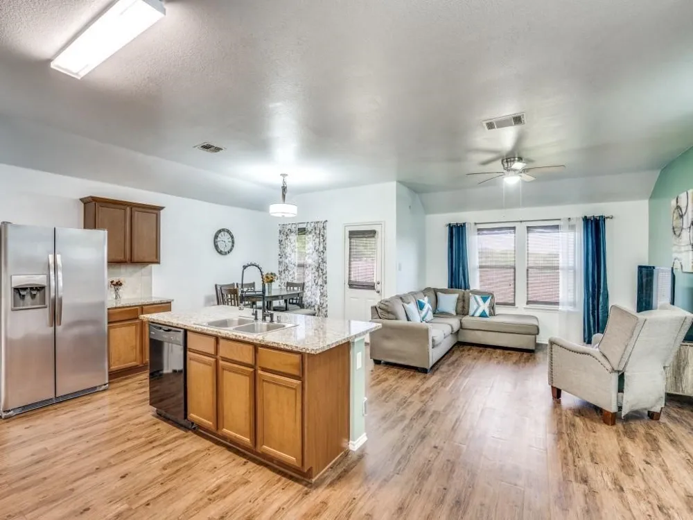 1434 Meadow Creek Drive Princeton, TX 75407