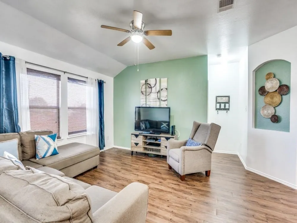 1434 Meadow Creek Drive Princeton, TX 75407