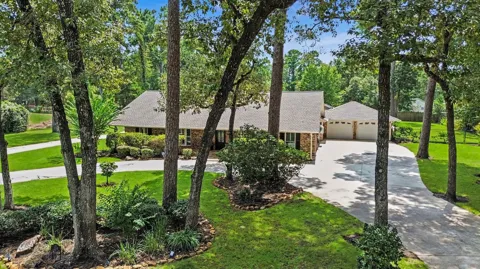 1310 Sycamore Lane
