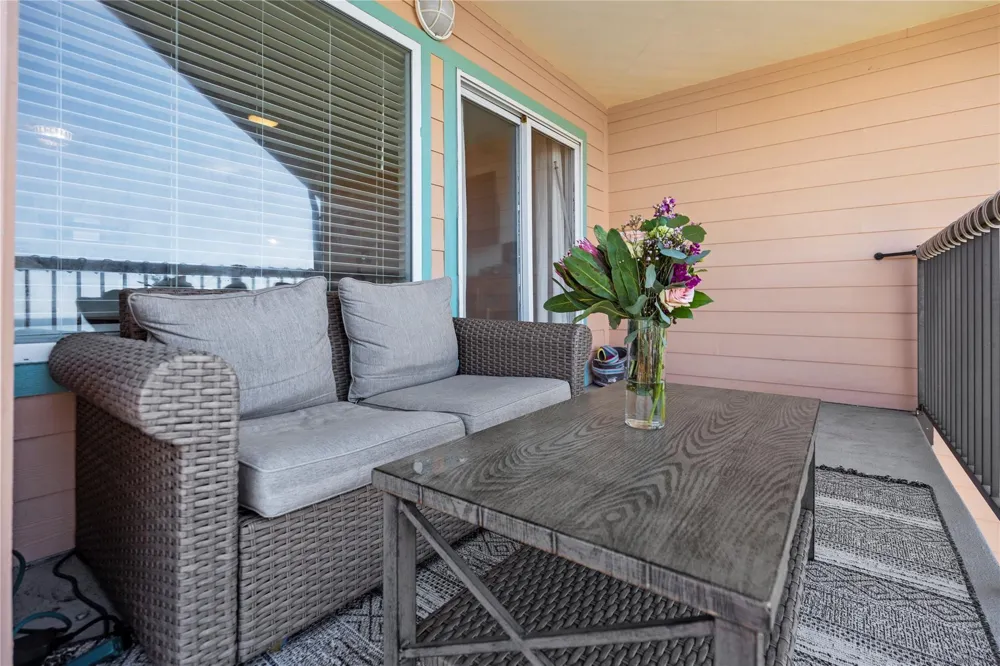 9520 Seawall Boulevard #315 Galveston, TX 77554