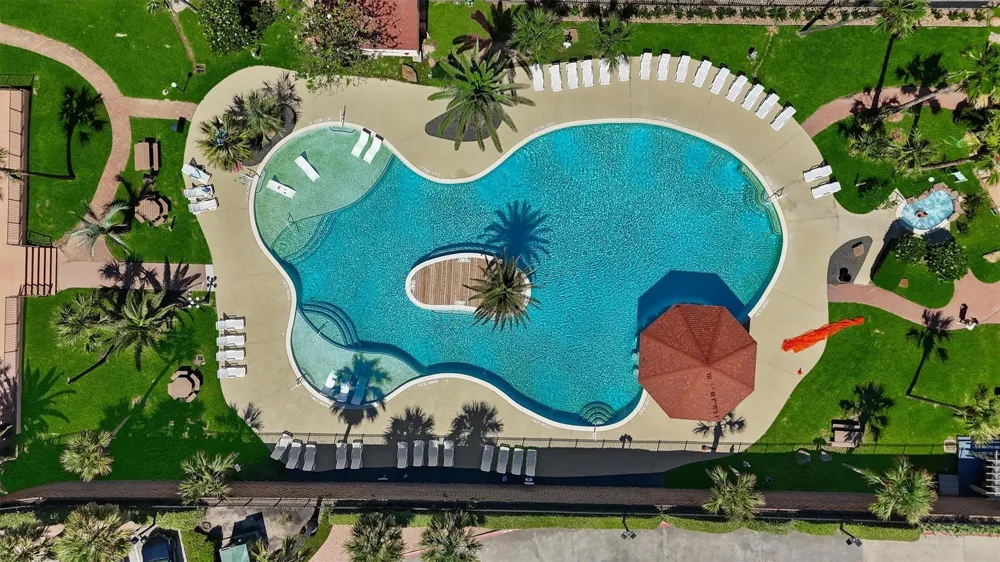 9520 Seawall Boulevard #315 Galveston, TX 77554